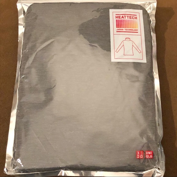 🤍Uniqlo HeatTech Turtleneck - Picture 2 of 7